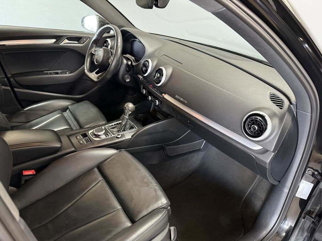 Audi A3 Quattro 2.0 Tdi | 3x S-Line | Virtual Cockpit thumbnail 8