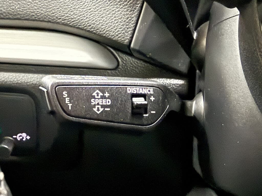 Audi A3 Quattro 2.0 Tdi | 3x S-Line | Virtual Cockpit thumbnail 17