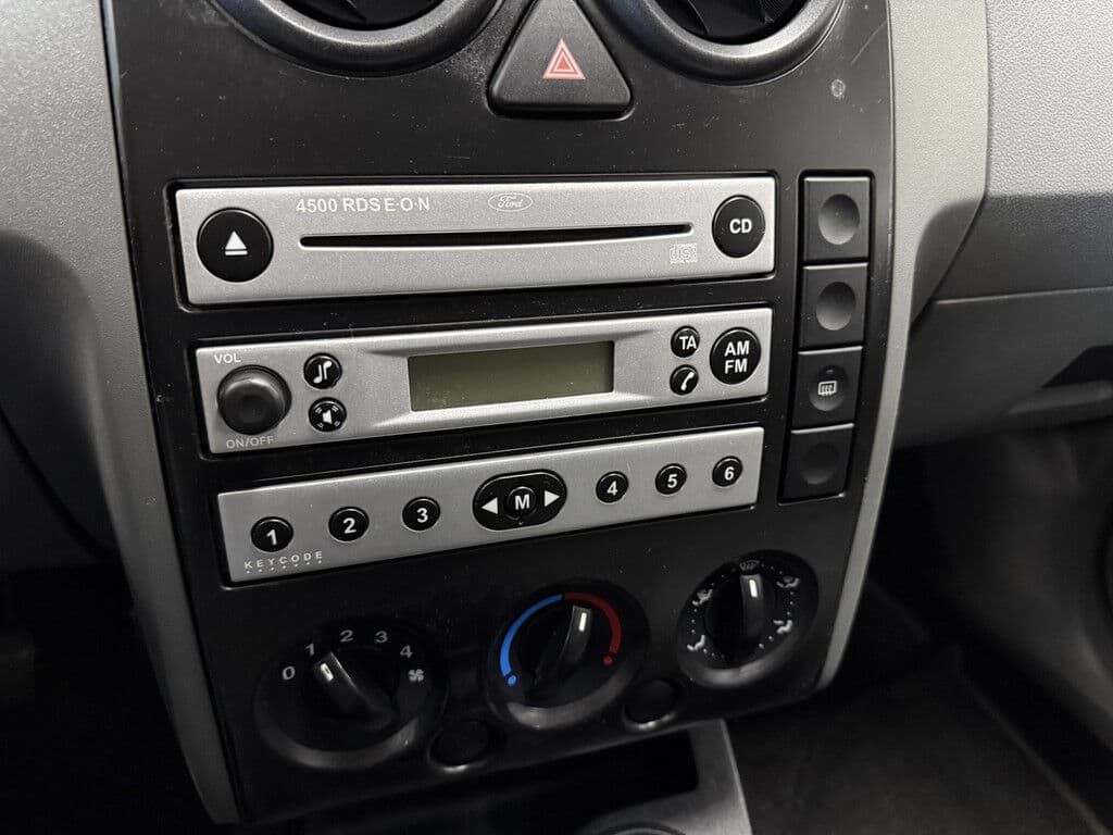 Ford Fusion 1.4-16v Style | Nieuwe Apk thumbnail 12