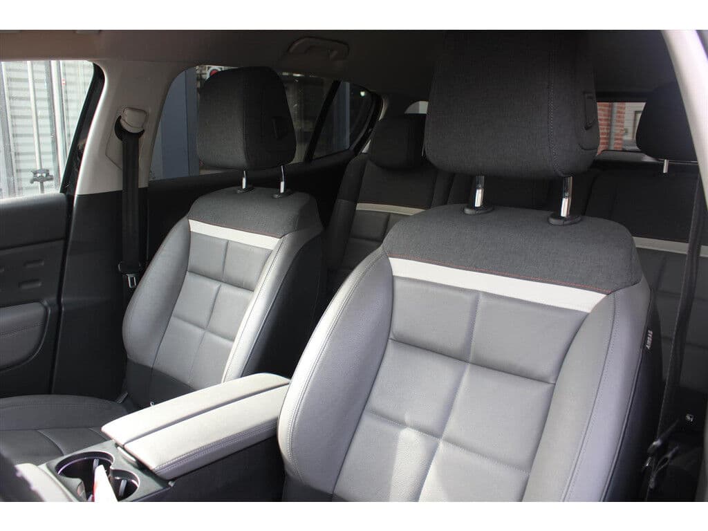 CitroëN C5 Aircross 1.2 Puretech *Feel* | Trekhaak | Carplay | Cruise & Climate Control | Privacy | Pdc | Navigatie | Bluetooth | thumbnail 15