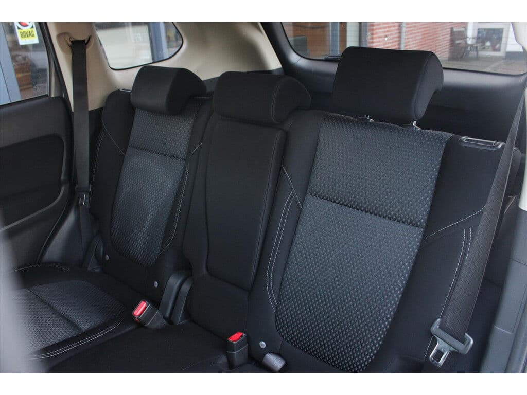 Mitsubishi Outlander 2.4 Phev *Pure+* | Trekhaak | Carplay | Camera | Cruise & Climate Control | Stoelverwarming | Pdc | Navigatie | Privacy | Bluetooth | thumbnail 15