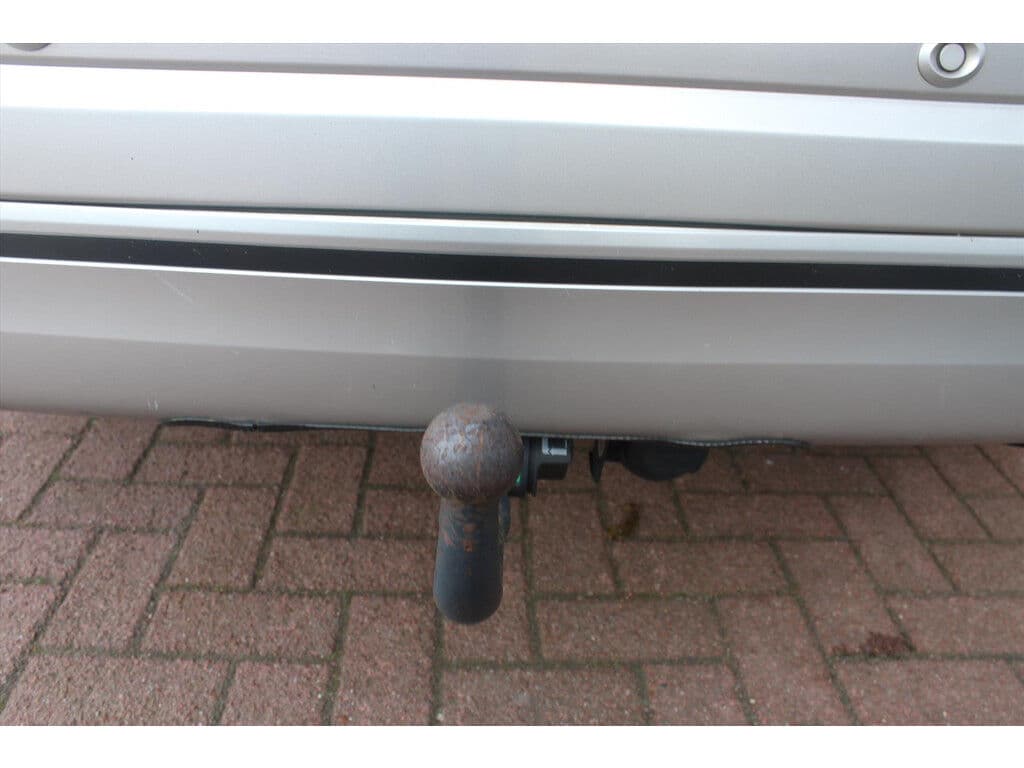 Mitsubishi Outlander 2.4 Phev *Pure+* | Trekhaak | Carplay | Camera | Cruise & Climate Control | Stoelverwarming | Pdc | Navigatie | Privacy | Bluetooth | thumbnail 17