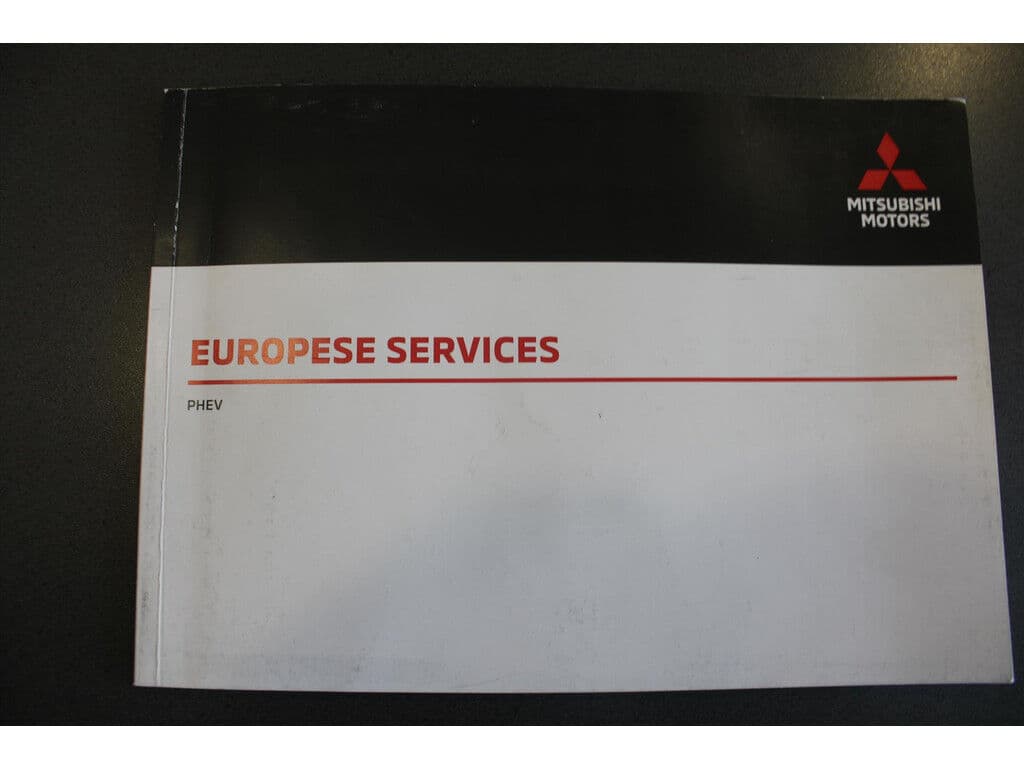 Mitsubishi Outlander 2.4 Phev *Pure+* | Trekhaak | Carplay | Camera | Cruise & Climate Control | Stoelverwarming | Pdc | Navigatie | Privacy | Bluetooth | thumbnail 19