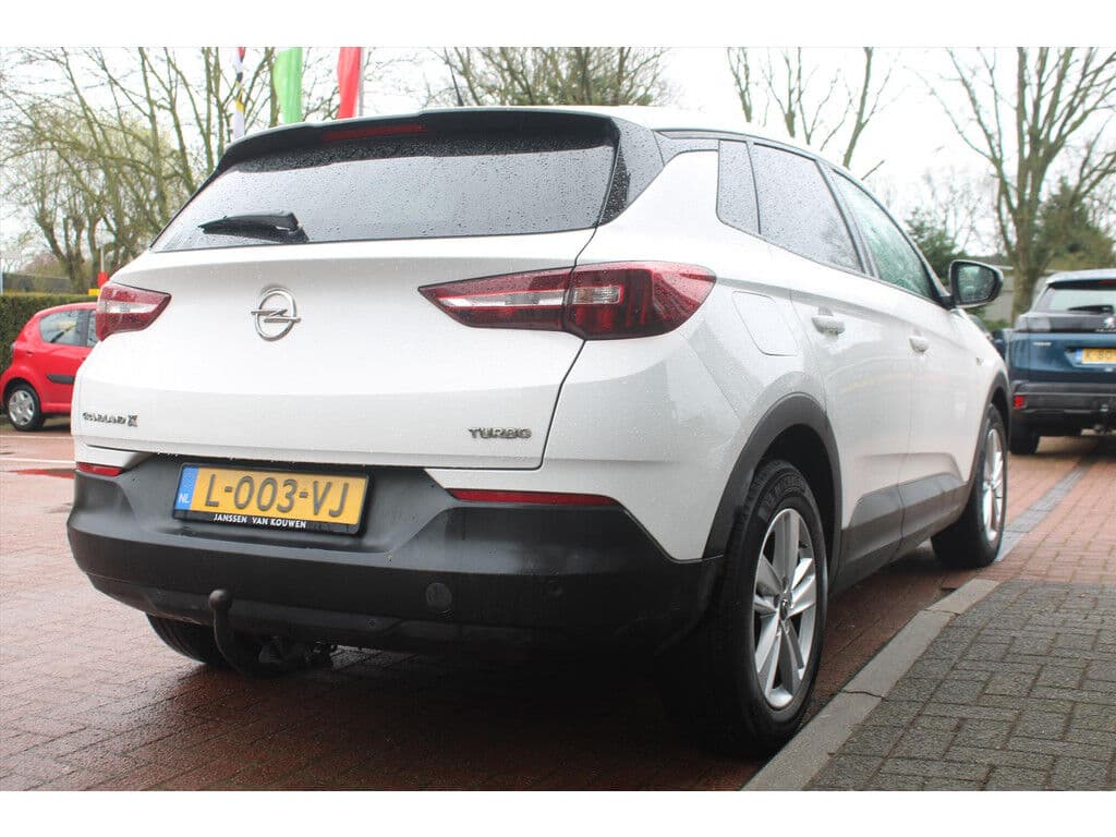 Opel Grandland X 1.2 Turbo Aut. *Anniversary* | Trekhaak | Carplay | Cruise & Climate Control | Stoel & Stuur Verwarming | Navigatie | Privacy | Bluetooth | thumbnail 4