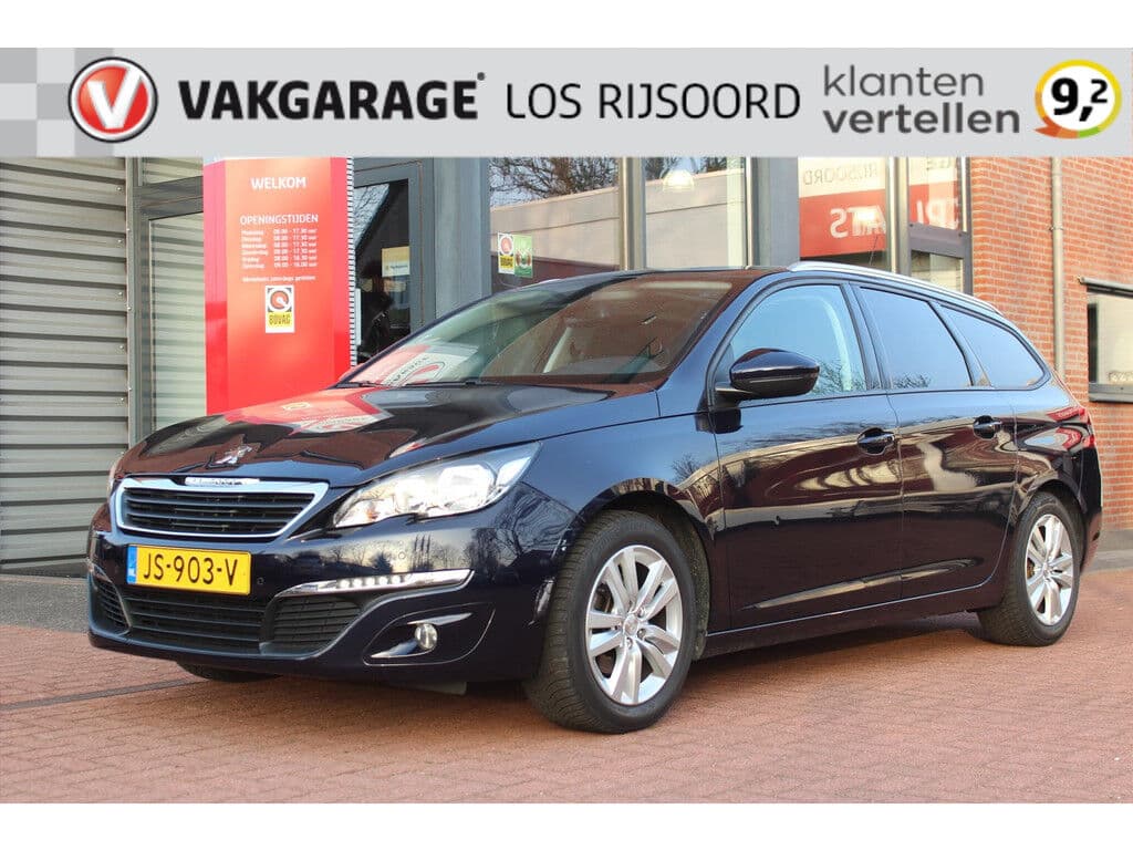 Peugeot 308 1.2 Puretech Blue *Executive* | Panorama | Camera | Cruise & Climate Control | Pdc | Navigatie | Privacy |