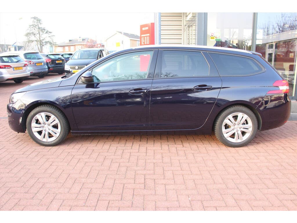 Peugeot 308 1.2 Puretech Blue *Executive* | Panorama | Camera | Cruise & Climate Control | Pdc | Navigatie | Privacy | thumbnail 2