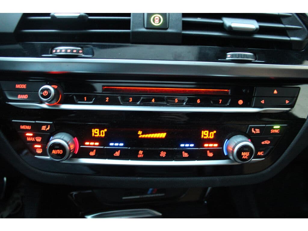 Bmw X4 M Competition | 510pk | Carbon | Hud | Harman | Schuifdak | Snake-Leather | Carplay | 360-Camera | Stoelverwarming & Koeling | Rijklaar! | thumbnail 19