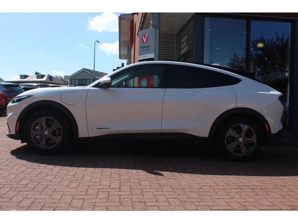 Ford Mustang Mach-E 75kwh | Soh 92% | 360 Camera | Carplay | Adaptive Cruise & Climate Control | Stuur & Stoel Verwarming | Leder | Navigatie | thumbnail 3