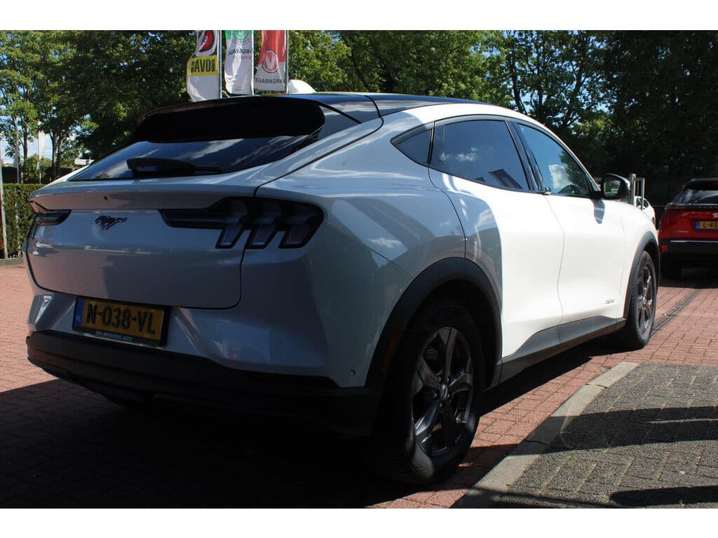 Ford Mustang Mach-E 75kwh | Soh 92% | 360 Camera | Carplay | Adaptive Cruise & Climate Control | Stuur & Stoel Verwarming | Leder | Navigatie | thumbnail 5
