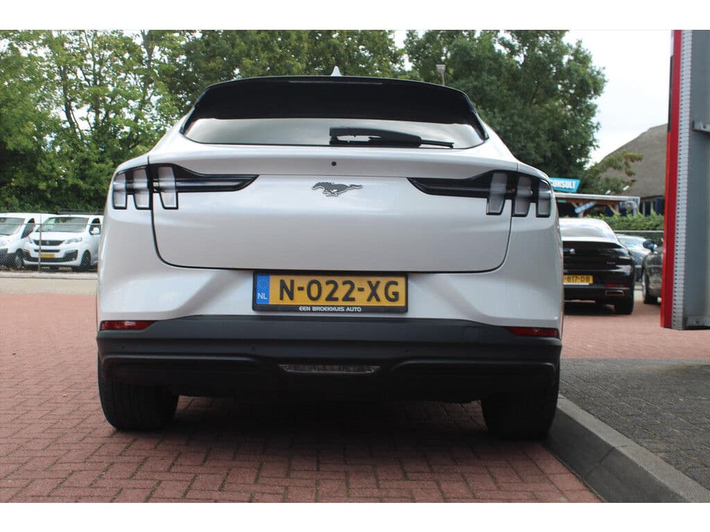 Ford Mustang Mach-E 75kwh | Soh 91.5% | Camera | Vol- Leder | Adaptive Cruise & Climate Control | Stoel & Stuurverwarming | Carplay | Navigatie | thumbnail 4