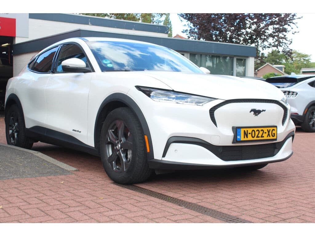 Ford Mustang Mach-E 75kwh | Soh 91.5% | Camera | Vol- Leder | Adaptive Cruise & Climate Control | Stoel & Stuurverwarming | Carplay | Navigatie | thumbnail 6