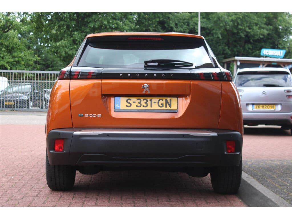 Peugeot E-2008 Ev 50kwh *Active* | Soh 100% | 3 Fase | Carplay | Cruise & Climate Control | Pdc | Navigatie | Bluetooth | Leuk! | thumbnail 4