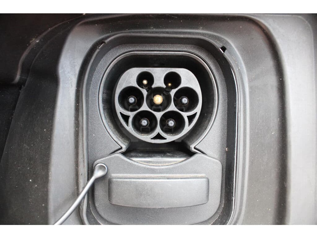 Peugeot E-2008 Ev 50kwh *Active* | Soh 100% | 3 Fase | Carplay | Cruise & Climate Control | Pdc | Navigatie | Bluetooth | Leuk! | thumbnail 19