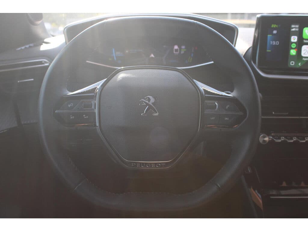 Peugeot E-2008 Ev 50kwh *Allure* | 3-Fase | Soh 100% | Virtueel Cockpit | Adaptive Cruise Control | Camera | Carplay | Navigatie | Cimate Control | Stoelverwarming | thumbnail 9