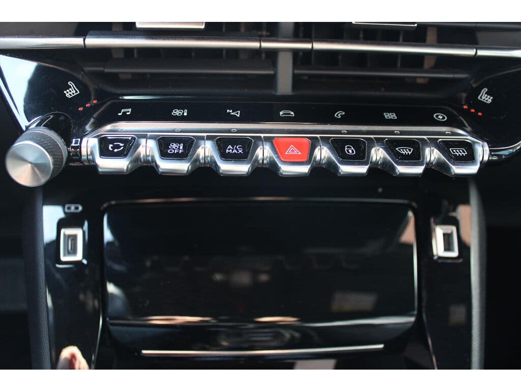 Peugeot E-2008 Ev 50kwh *Allure* | 3-Fase | Soh 100% | Virtueel Cockpit | Adaptive Cruise Control | Camera | Carplay | Navigatie | Cimate Control | Stoelverwarming | thumbnail 15