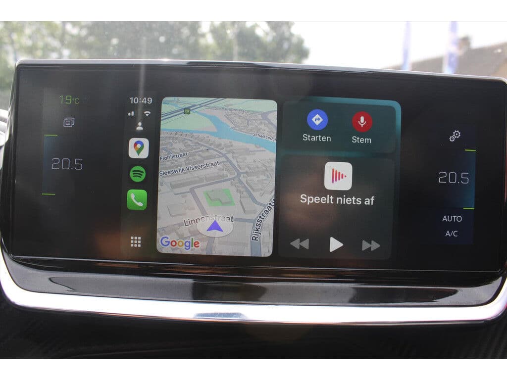 Peugeot E-2008 Ev 50kwh *Gt* | Soh 88.31% | 3-Fase | Schuifdak | Camera | Carplay | Navigatie | Stoelverwarming | Cruise & Climate Control | thumbnail 8