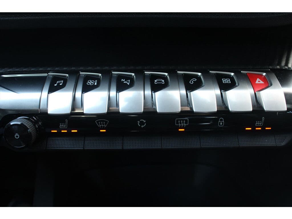 Peugeot 5008 1.2 Puretech *Business* | Trekhaak | Camera | Cruise & Climate Control | Stoelverwarming | Carplay | Navigatie | Orig. Nl | thumbnail 12