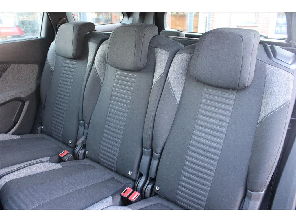 Peugeot 5008 1.2 Puretech *Business* | Trekhaak | Camera | Cruise & Climate Control | Stoelverwarming | Carplay | Navigatie | Orig. Nl | thumbnail 14