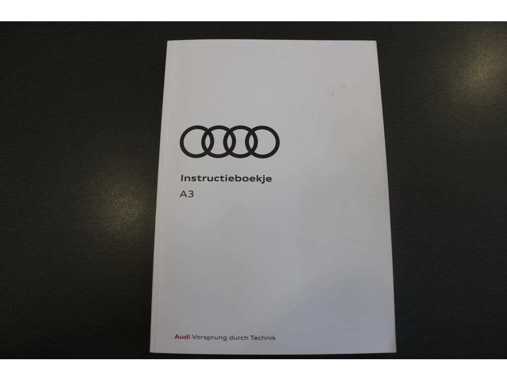 Audi A3 Sportback 35 Tfsi Hybrid *Business* | Carplay | Cruise & Climate Control | Stoelverwarming | Camera | Navigatie | Pdc | Privacy | thumbnail 16