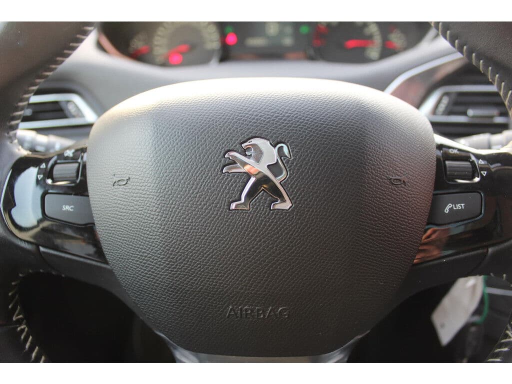 Peugeot 308 1.2 Puretech Blue *Executive* | Panorama | Camera | Cruise & Climate Control | Pdc | Navigatie | Privacy | thumbnail 12