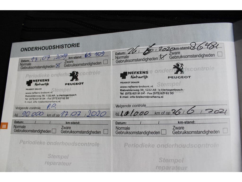 Peugeot 308 1.2 Puretech Blue *Executive* | Panorama | Camera | Cruise & Climate Control | Pdc | Navigatie | Privacy | thumbnail 17