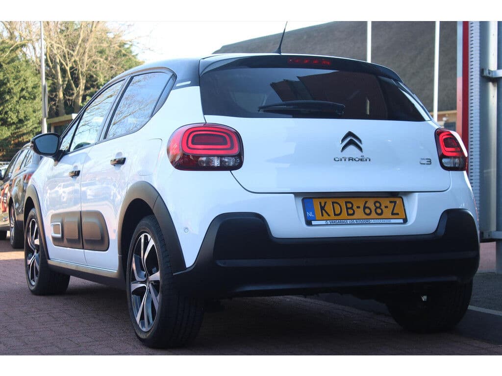 CitroëN C3 1.2 Puretech Aut. *Shine* | Carplay | Camera | Cruise & Climate Control | Pdc | Privacy | Navigatie | Bluetooth | thumbnail 3