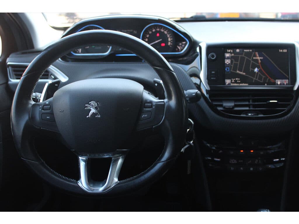 Peugeot 2008 1.2 Puretech Aut. *Allure* | Half- Leder | Navigatie | Cruise & Climate Control | Privacy | Orig. Nl | thumbnail 6