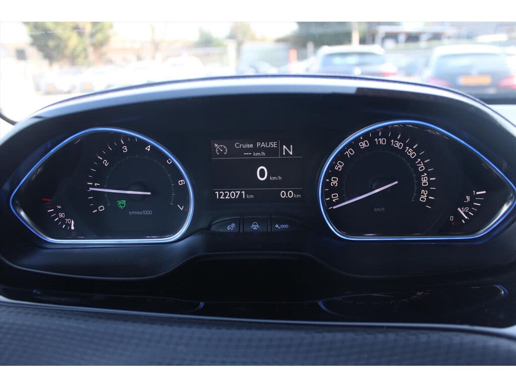 Peugeot 2008 1.2 Puretech Aut. *Allure* | Half- Leder | Navigatie | Cruise & Climate Control | Privacy | Orig. Nl | thumbnail 7