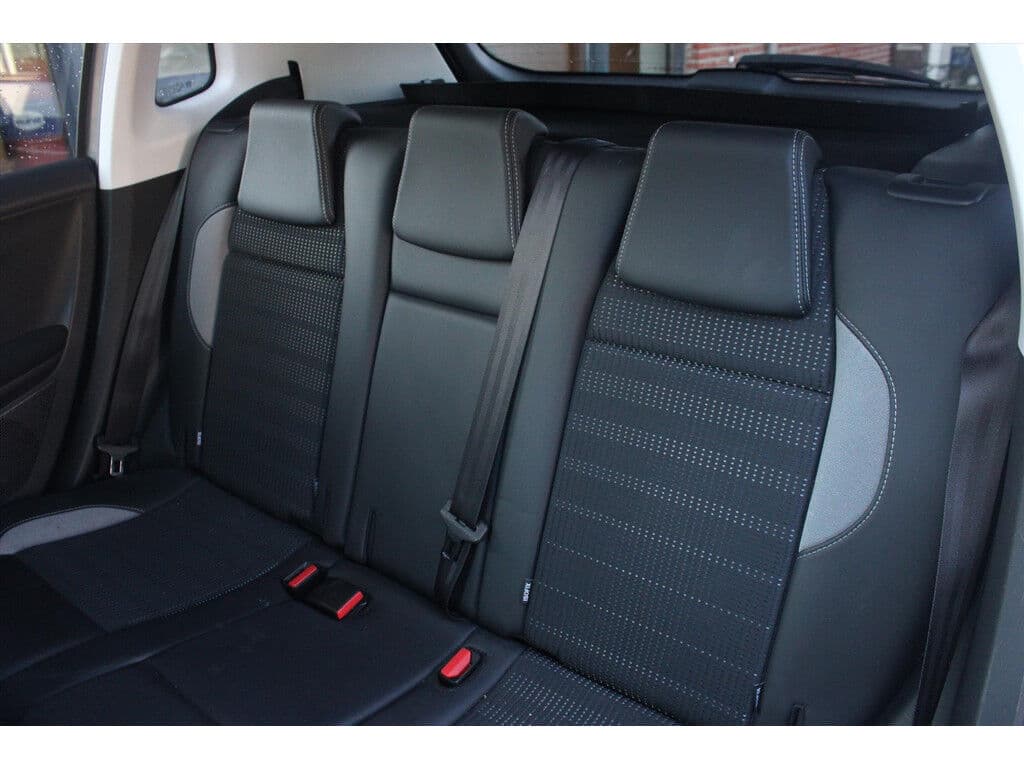 Peugeot 2008 1.2 Puretech Aut. *Allure* | Half- Leder | Navigatie | Cruise & Climate Control | Privacy | Orig. Nl | thumbnail 11