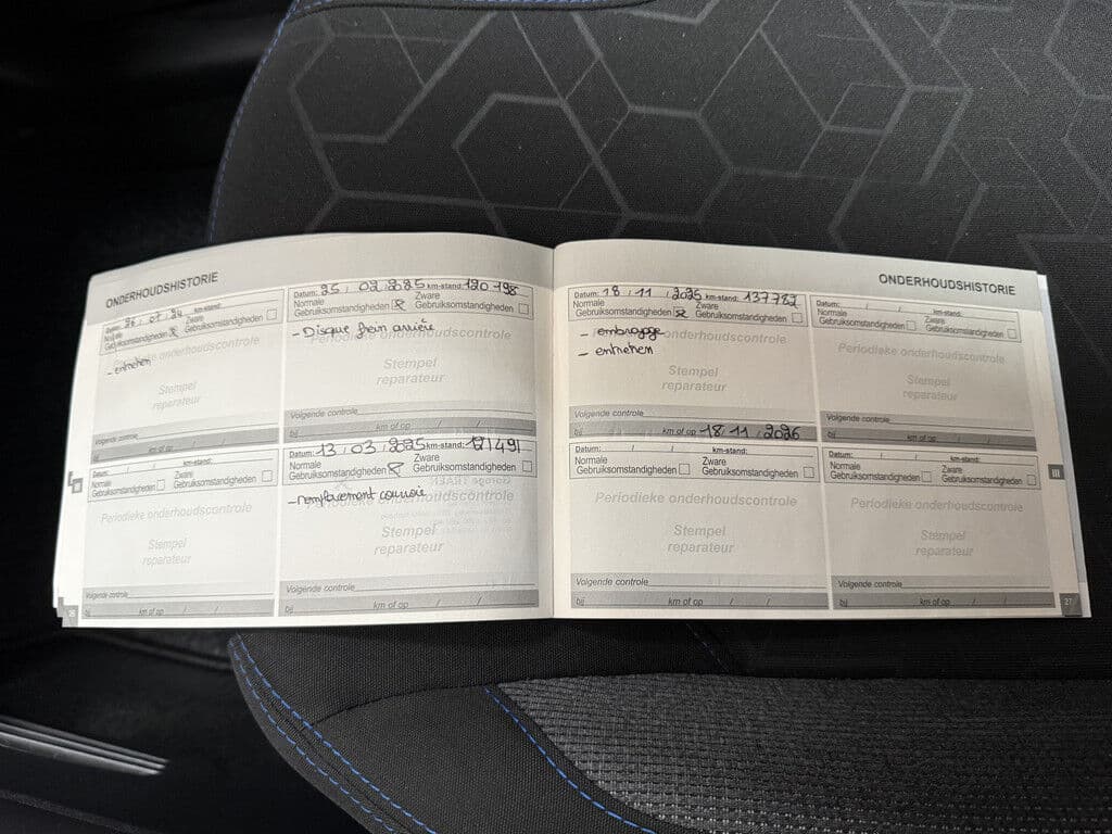 Peugeot 2008 1.2 Puretech Allure | Navi | Cruise thumbnail 21