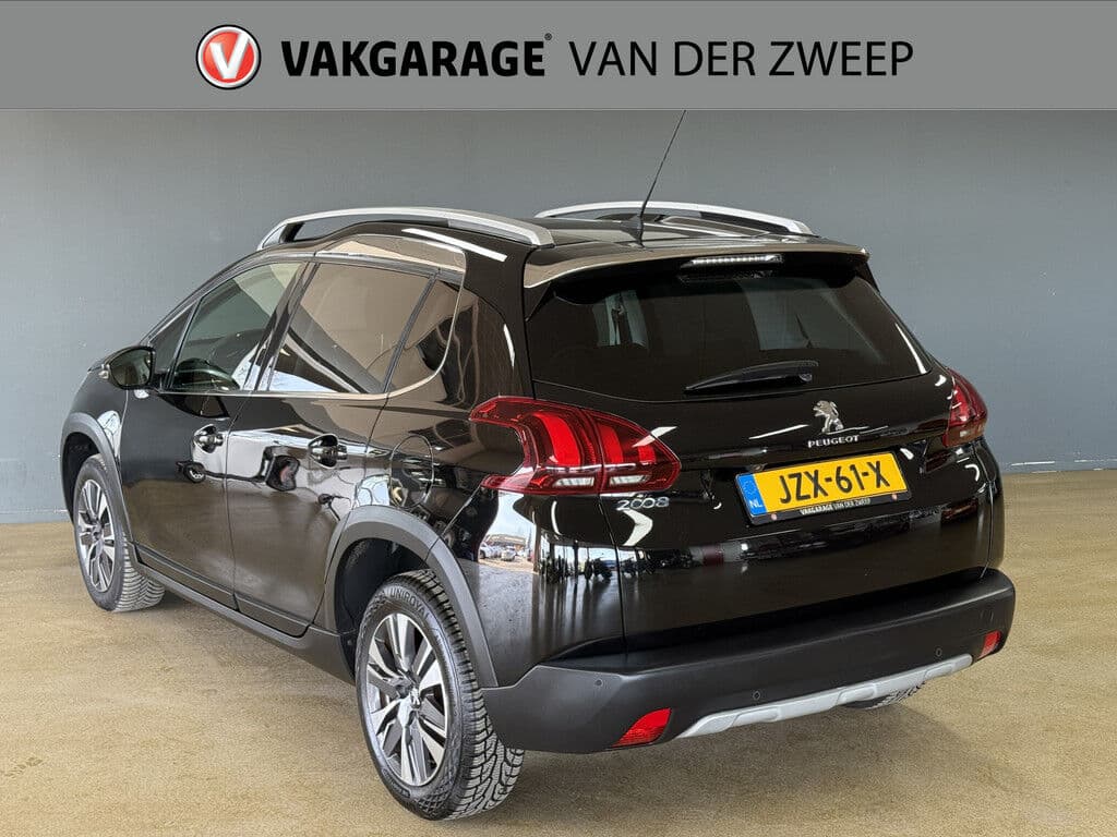 Peugeot 2008 1.2 Puretech Allure thumbnail 3