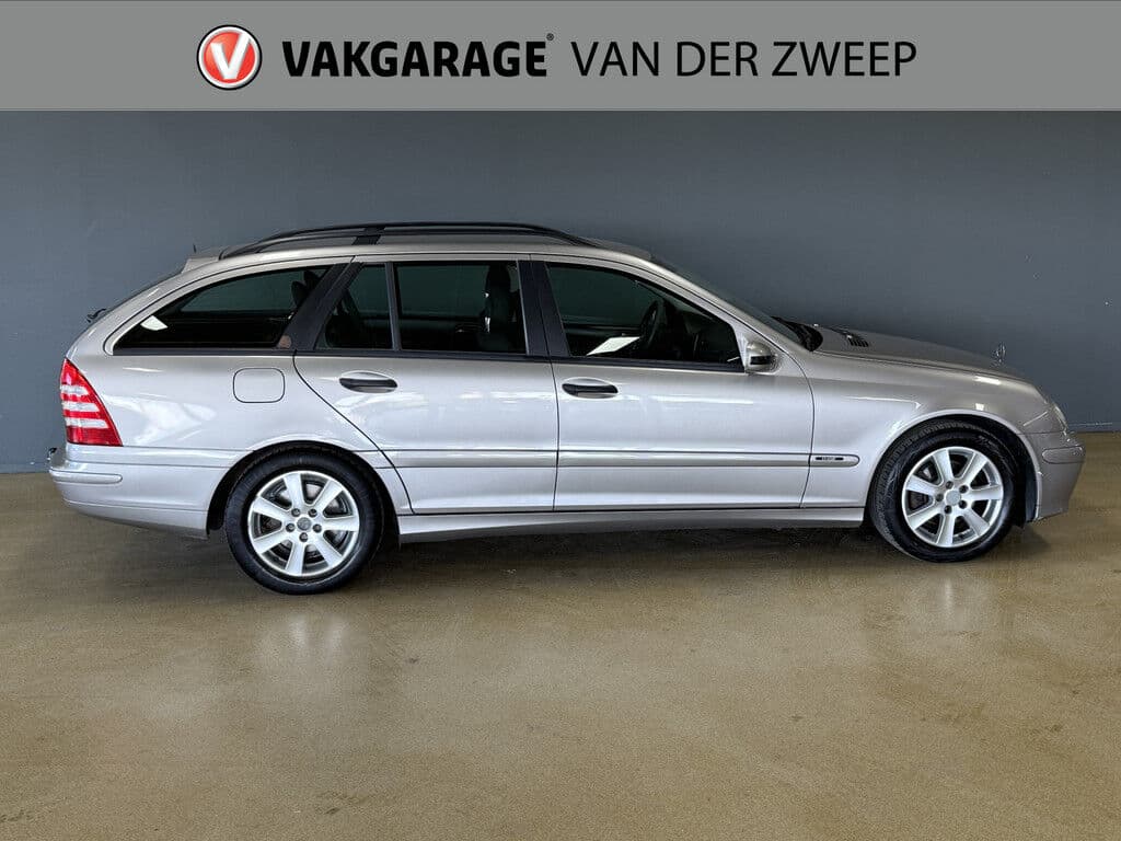 Mercedes-Benz C-Klasse Combi 180 K. Classic thumbnail 4