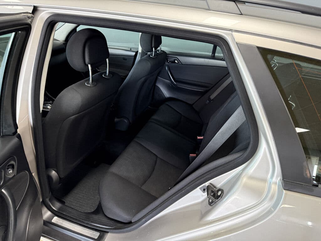 Mercedes-Benz C-Klasse Combi 180 K. Classic thumbnail 19