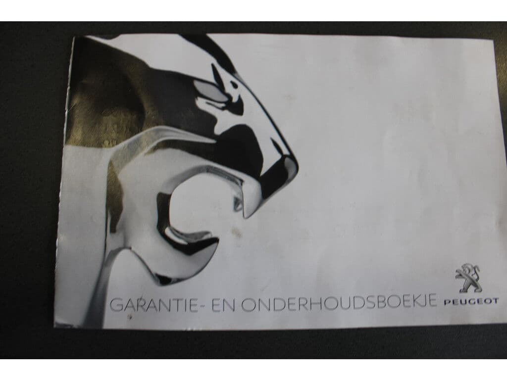 Peugeot 2008 1.2 Puretech *Active* | Carplay | Navigatie | Pdc | Cruise & Climate Control | Orig. Nl | Distributie Vervangen!! | thumbnail 17