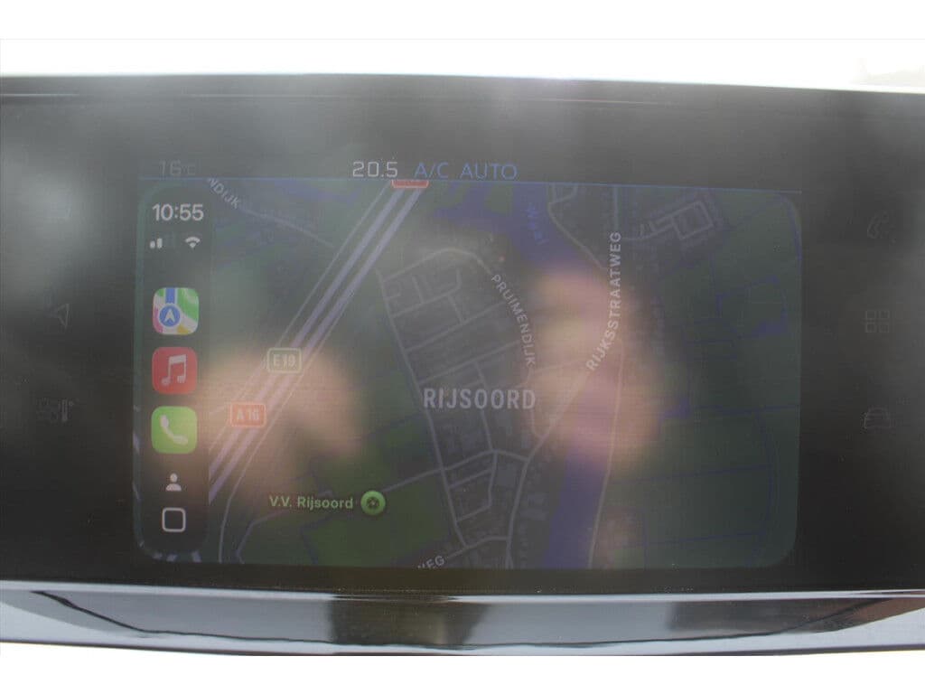 Peugeot 2008 1.2 Puretech *Active* | Trekhaak | Carplay | Pdc | Cruise & Climate Control | Navigatie | Bluetooth | Orig. Nl | Distributie Vervangen ! | thumbnail 8