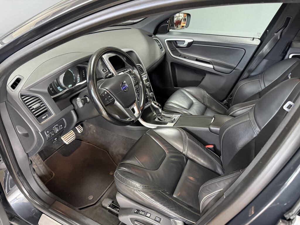 Volvo Xc60 2.4 D5 R-Design Awd | Elektr. Dak | Acc | Afn. Trekhaak thumbnail 7