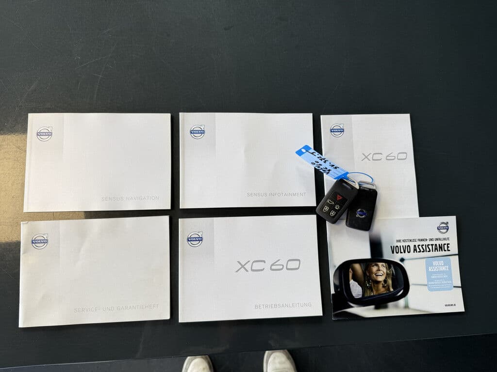 Volvo Xc60 2.4 D5 R-Design Awd | Elektr. Dak | Acc | Afn. Trekhaak thumbnail 27