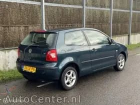 Volkswagen Polo 1.4-16v Highline Uniek!!uniek!!nap/airco/pdc thumbnail 5