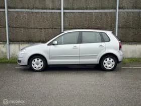Volkswagen Polo 1.4-16v Comfortline Airco/nette Auto thumbnail 6