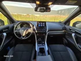 Mitsubishi Eclipse Cross thumbnail 4