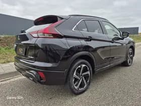 Mitsubishi Eclipse Cross thumbnail 3