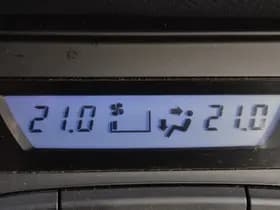 Toyota Yaris thumbnail 19