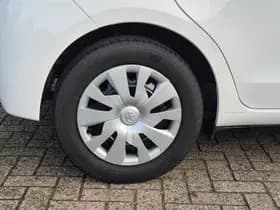 Toyota Yaris thumbnail 23