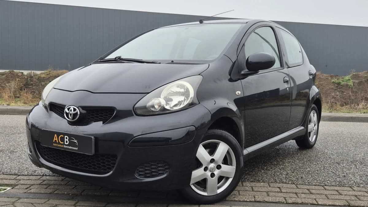 Toyota Aygo — foto 1