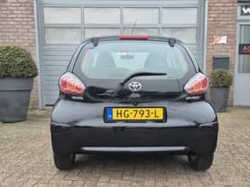 Toyota Aygo thumbnail 11