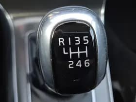 Volvo V40 thumbnail 32