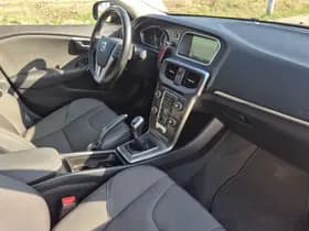 Volvo V40 thumbnail 31