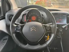 Citroën C1 VTi 72 Shine thumbnail 16