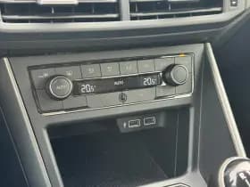 Volkswagen Polo 1.0 TSI 95pk Comfortline Business thumbnail 22