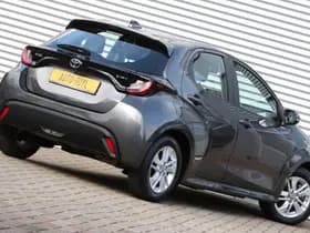 Toyota Yaris 1.5 Hybrid 115 Active Face-Lift thumbnail 12